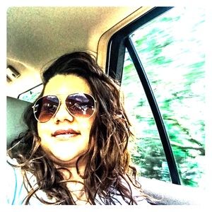 Meet your Posher, Erica